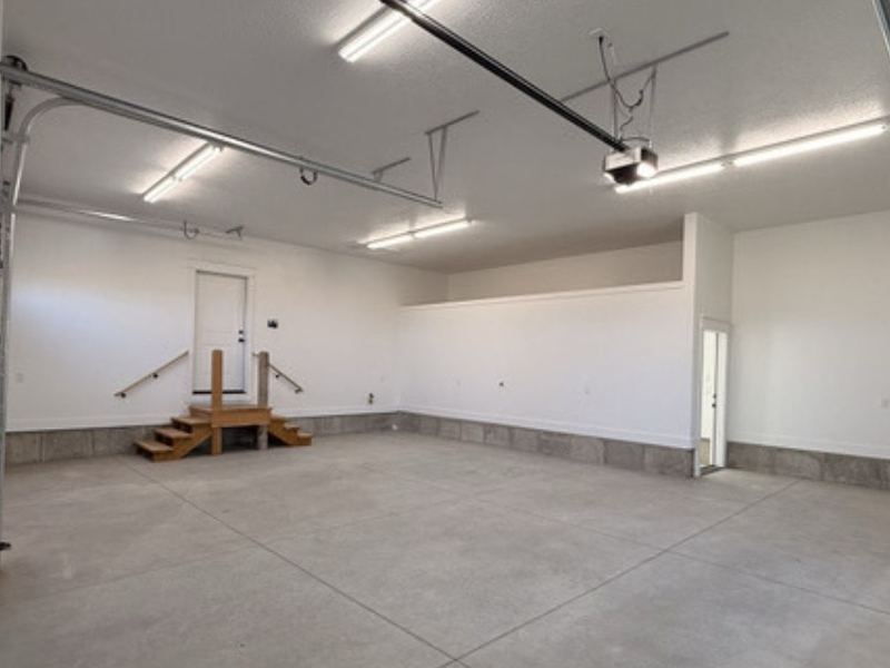 Oversized garage with a concrete floor